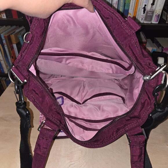 Travelon Exclusive Edition RFID quilted tote/shoulder bag burgundy - Picture 3 of 9